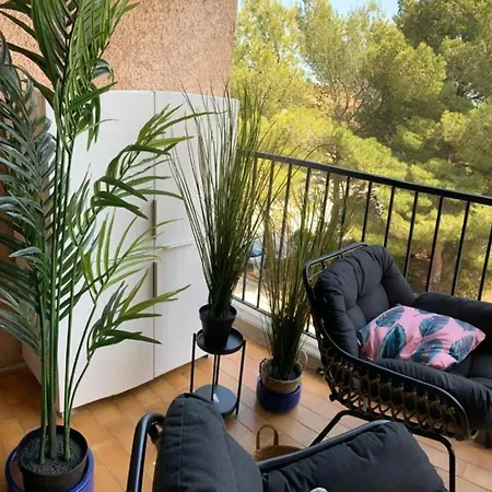 Cosy Duplex For 4 In Giens With Parking * Hyeres